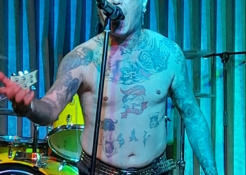 Penampilan Memukau GLENN & THE VICIOUS BOYS di Hard Rock Cafe, Jakarta