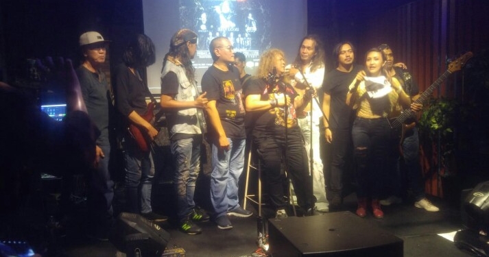 DAHSYAT!! Gelaran Rock Yang Bertajuk A Tribute To “THE BIG 3 LEGENDS” di “Atap Coffee & Eatery” Semalam
