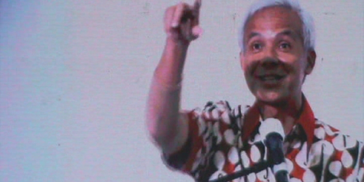 Saat Pidato di UNS Solo Ganjar Didemo ‘Save Wadas’