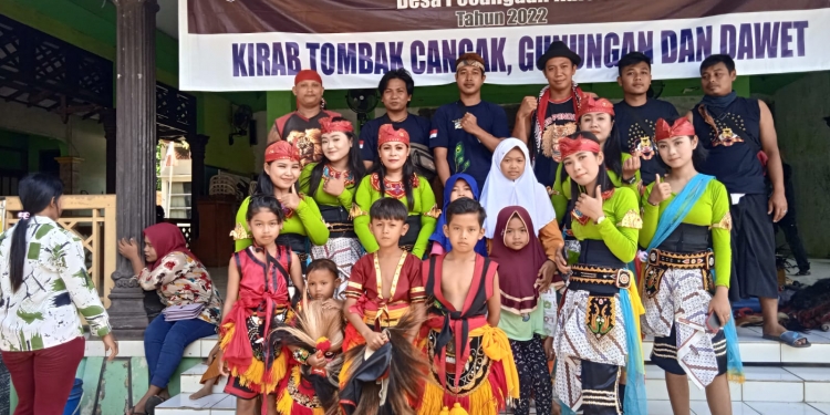 Tradisi Sedekah Bumi Desa Pecangaan Kulon Merupakan Kearifan Lokal