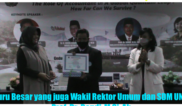 Seminar Nasional & Pengukuhan Alumni Magister Akuntansi UMS Tampilkan Anggota DPD-RI Casytha Kathmandu