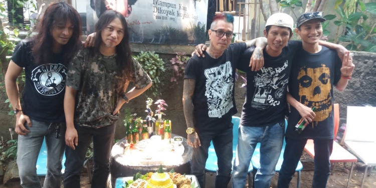 Glenn and The Vicious Boys : Kita Kuat Bersama