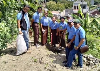 Sambut G-20 Kawan-Kawan Jokowi Alumni SMA 6 Solo Aksi Tanam Pohon