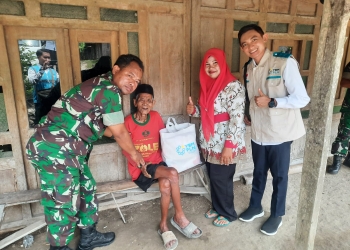 Peduli Dengan Sesama, YBM PLN Surakarta Salurkan Paket Sembako