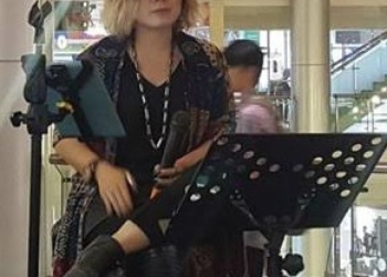 Ranie Klees, Lady Rocker Ajak PWI Angkat Depok Lewat Musik