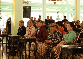 Tarik Wisatawan , Kirab Jumenengan Raja Mangkunegaran Dihelat Lagi