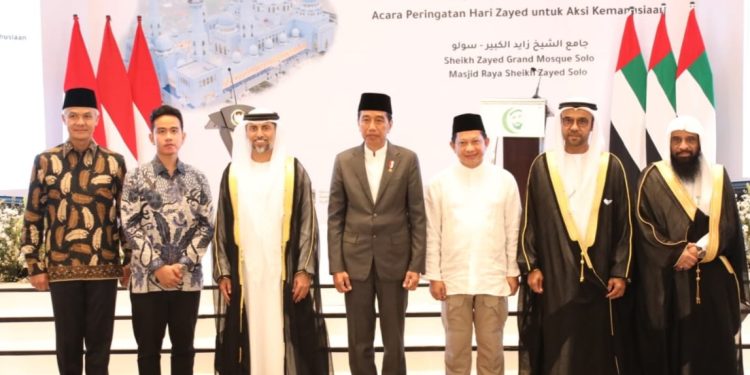 Jokowi Puja Puji di Zayed Humanitarian Day