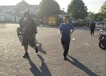 Jumat Sehat , Umar Hasyim Menyapa Warga di Alkid Keraton Solo. ( Caleg PAN DPR RI Dapil 5 Jateng )