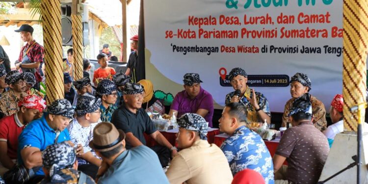 Wali Kota Pariaman Boyong Seluruh Camat dan Kades Ketemu Ganjar Berguru soal Desa Wisata