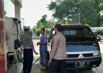 Satgas Preemtif Polres Jepara Sosialisasi Ops Patuh Candi 2023 di SPBU Mulyoharjo