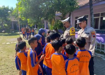 Hari Kedua Belas Operasi Patuh 2023, Polres Jepara Kembali Edukasi Anak SD