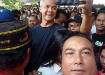 “Para Vokalis Rock Indonesia (VRI) Membanjiri Pertemuan Dengan Ganjar Pranowo”