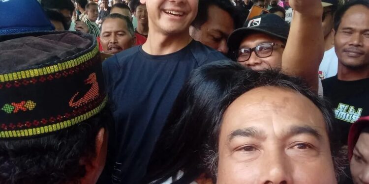 “Para Vokalis Rock Indonesia (VRI) Membanjiri Pertemuan Dengan Ganjar Pranowo”