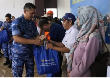 Pangkoopsud 1 Buka Kegiatan Baksos Dalam Rangka Hari Bakti TNI AU ke-76