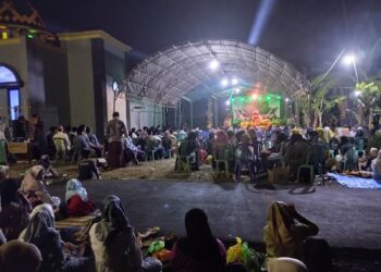 10 Muharram 1445 H, IRMUS Al FATAH Bringin Cemara Gelar Pengajian dan Satunan YATAMA