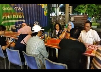Terus Bergerak , Caleg PAN DPR-RI Dapil V Jateng Umar Hasyim , Temui Pelaku Seni dan Komunitas di Galabo Solo