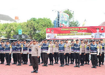 Kapolres Jepara Beri Arahan Ratusan Bhabinkamtibmas, Pastikan Tahapan Pemilu Berlangsung Kondusif