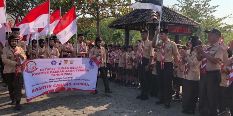 Dandim 0719/Jepara Lepas Peserta Estafet Tunas Kelapa Kwartir Cabang Jepara