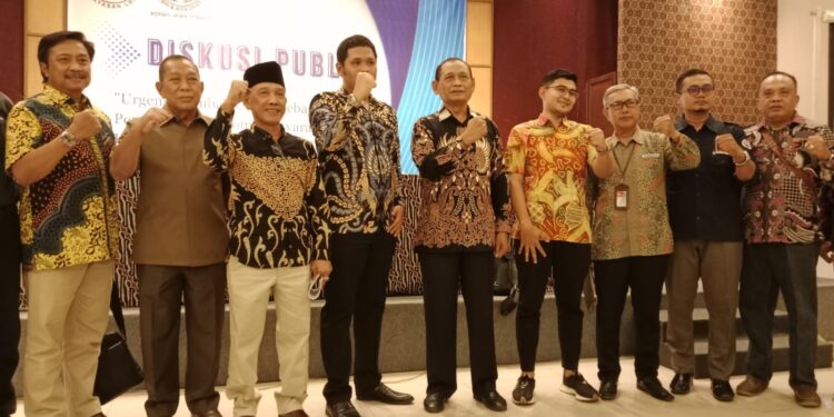 YLBH Indonesia Menggugat Gelar Diskusi Publik Terkait Tambak Udang Karimunjawa