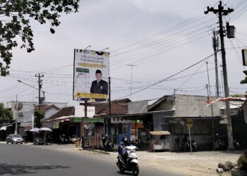 Politisi Tua di Sragen a/n Bambang Widjo Purwanto Hengkang dari Golkar ke Nasdem , Target Satu Fraksi 