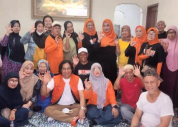 Wisnu Aji Bersama Sukarsih Caleg Partai Buruh Gelar Baksos Pemeriksaan Kesehatan Gratis