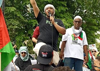 Solidaritas Warga Pasar Kliwon Untuk Gaza Pecah di Gladag, Aksi Free Palestine