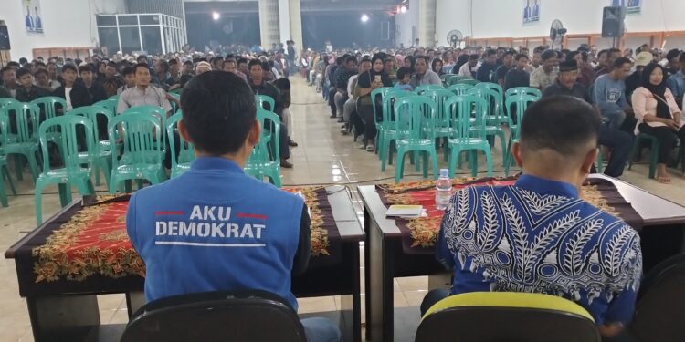 Rinto – Asrar – Mas Bro:Kampanye  di Masaran Sragen : Demokrat Menang Kartu Tani Hilang