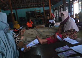 Penelitian Dosen Spesialis Medikal ; Rebusan Daun Salam Efektif Menurunkan Tekanan Darah Hipertensi