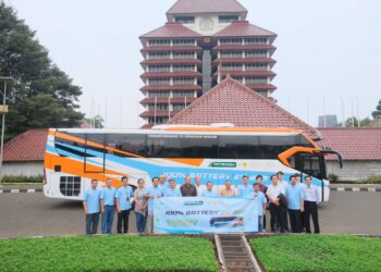 Kolaborasi Inovatif FTUI dan PT Petrosea Tbk,Konversi Bus Diesel UI Menjadi Bus Listrik Ramah Lingkungan
