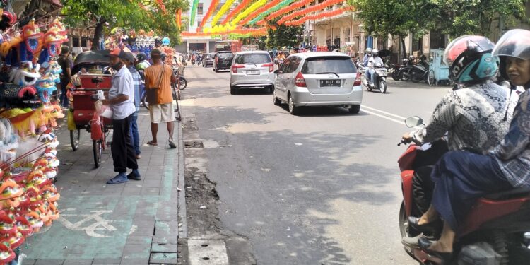 Jelang Imlex , Kawasan Sargede Meriah Lampion Warna Warni