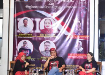 BEDAH NOVEL MIJIL DAN PERFORMA BUDAYA DI JOGJA ISTIMEWA : UPAYA MENGINSPIRASI GENERASI MUDA UNTUK MENCINTAI BUDAYA NUSANTARA