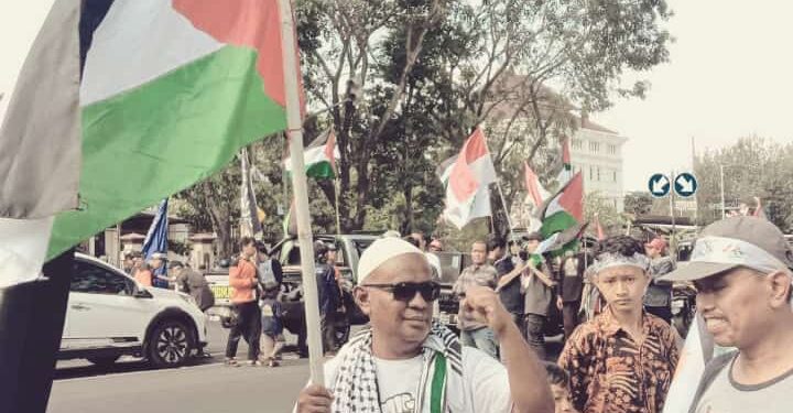 DETIK2 SHOLAT GHOIB UNTUK ISMAEL HANIYEH DI GLADAG SOLO