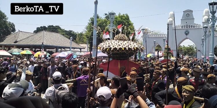 Utusan PB XIII, Kanjeng Raden Aryo (KRA) Rizki Baruno Aji Diningrat, Animo Gerebeg Mulud Luar Biasa