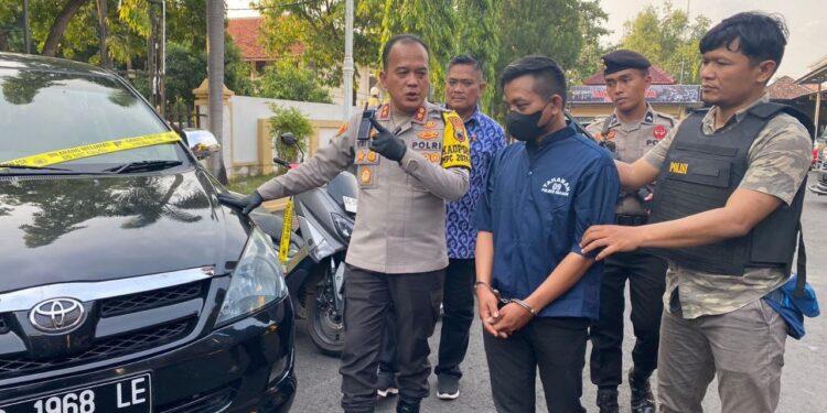 Nurrochim alias lecek,35, warga Kalijambe Sragen, Ditangkap Polisi Tipu Gelap Gadai Mobil dan Motor
