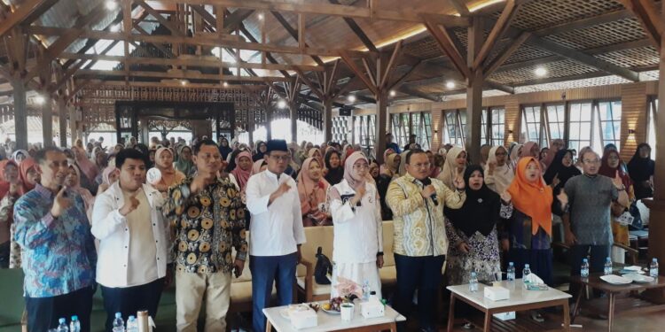 Kaya Prestasi Tapi Yang Dicari Kekurangannya