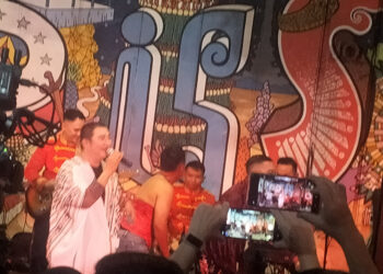 Band Humor Owah Gerr Gelar Nglucu di Gatsu , Peringati HUT Ke-12