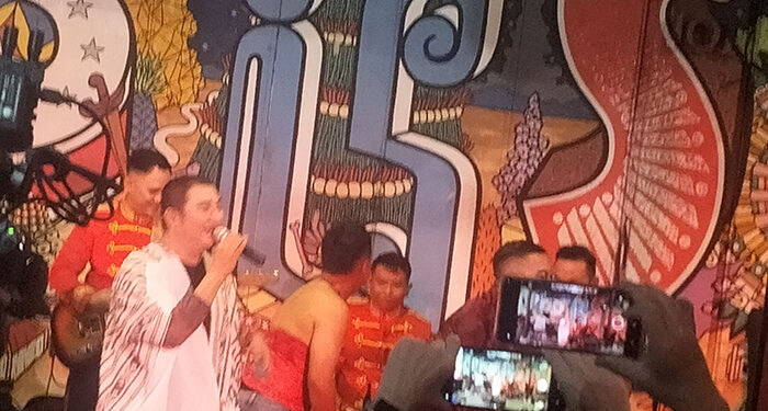 Band Humor Owah Gerr Gelar Nglucu di Gatsu , Peringati HUT Ke-12