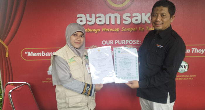 Sertifikat halal , BPJPH ( Badan Penyelenggara Jaminan Produk Halal ).  ” Ayam SAKO ” Sragen Nomor 1