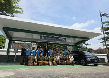 Kabar Mudik – Siapkan Infrastruktur Mudik Idul Fitri, PLN UP3 Surakarta resmikan SPKLU Keraton Pertama di Indonesia