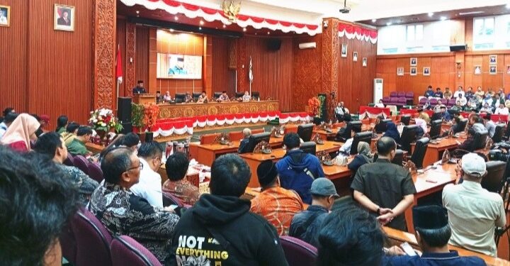 Wali Kota Depok Supian Suri Paparkan Visi dan Program Kerja di Sidang Paripurna DPRD