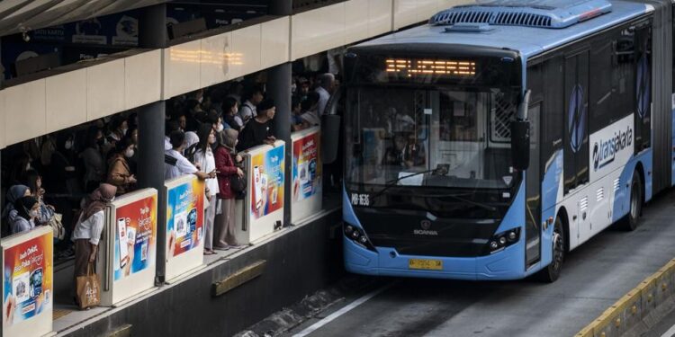 Info Penting! Warga Depok Bisa Nikmati Transportasi Gratis ke Jakarta lho