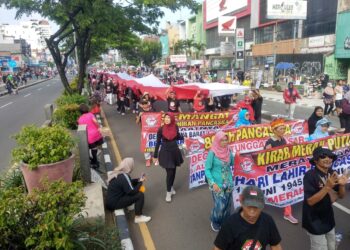 Kirab Merah Putih PNIB di Depok Didominasi Kaum Perempuan, PNIB : Melawan Intoleransi Dengan Toleransi