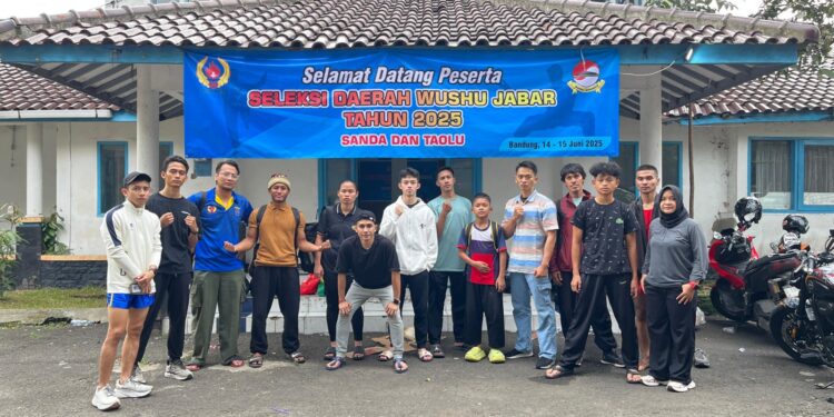 8 Atlet Wushu Depok Ikuti Kejurnas Piala MENPORA 2025