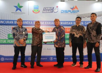 Perkuat Literasi Garut, Perpusnas Berikan Bantuan Buku dan Gedung Perpustakaan