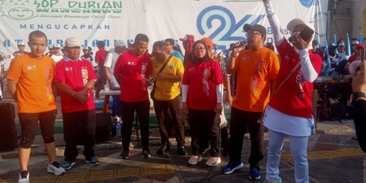 Flashmob Road to Persada Cup 7 di Car Free Day Depok