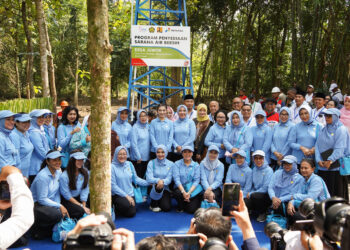 Istri Istri Menteri Belanja Batik Sragen, Cosmas : Sedikitnya 200 Juta