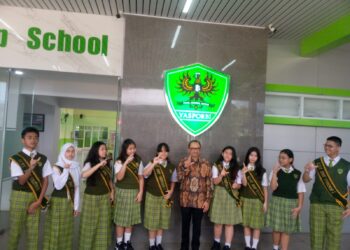 Bentuk Perhatian Dunia Pendidikan, Ketua Dewan Pembina Yasporbi Kunjungi ke Sekolah TK SD SMP dan SMA Yasporbi 