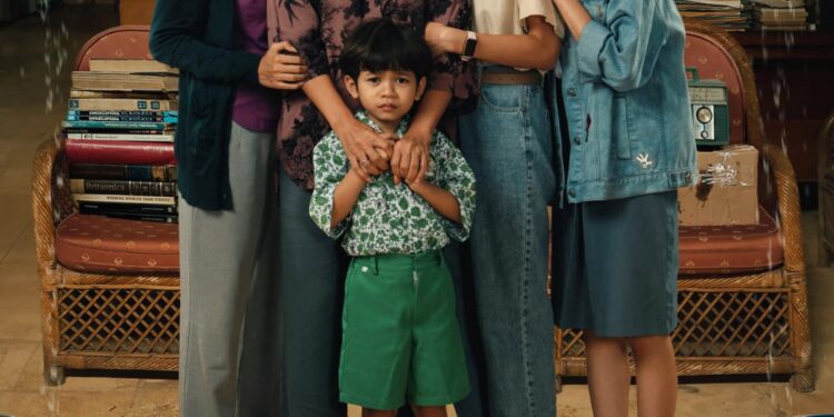 Kisah Rapuhnya Hubungan Ibu dan Anak Perempuan dalam Official Teaser Trailer Andai Ibu Tidak Menikah dengan Ayah Tayang September 2025 di Bioskop