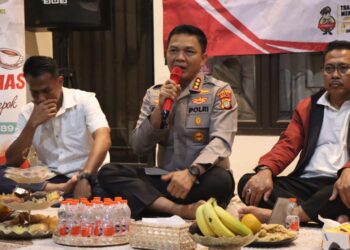 Ngopi Kamtibmas Bersama Kapolres Metro Depok : Pererat Hubungan Polisi dan Masyarakat