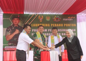 Kapolres Garut Dampingi KASAD Launching Pembersihan Situ Bagendit